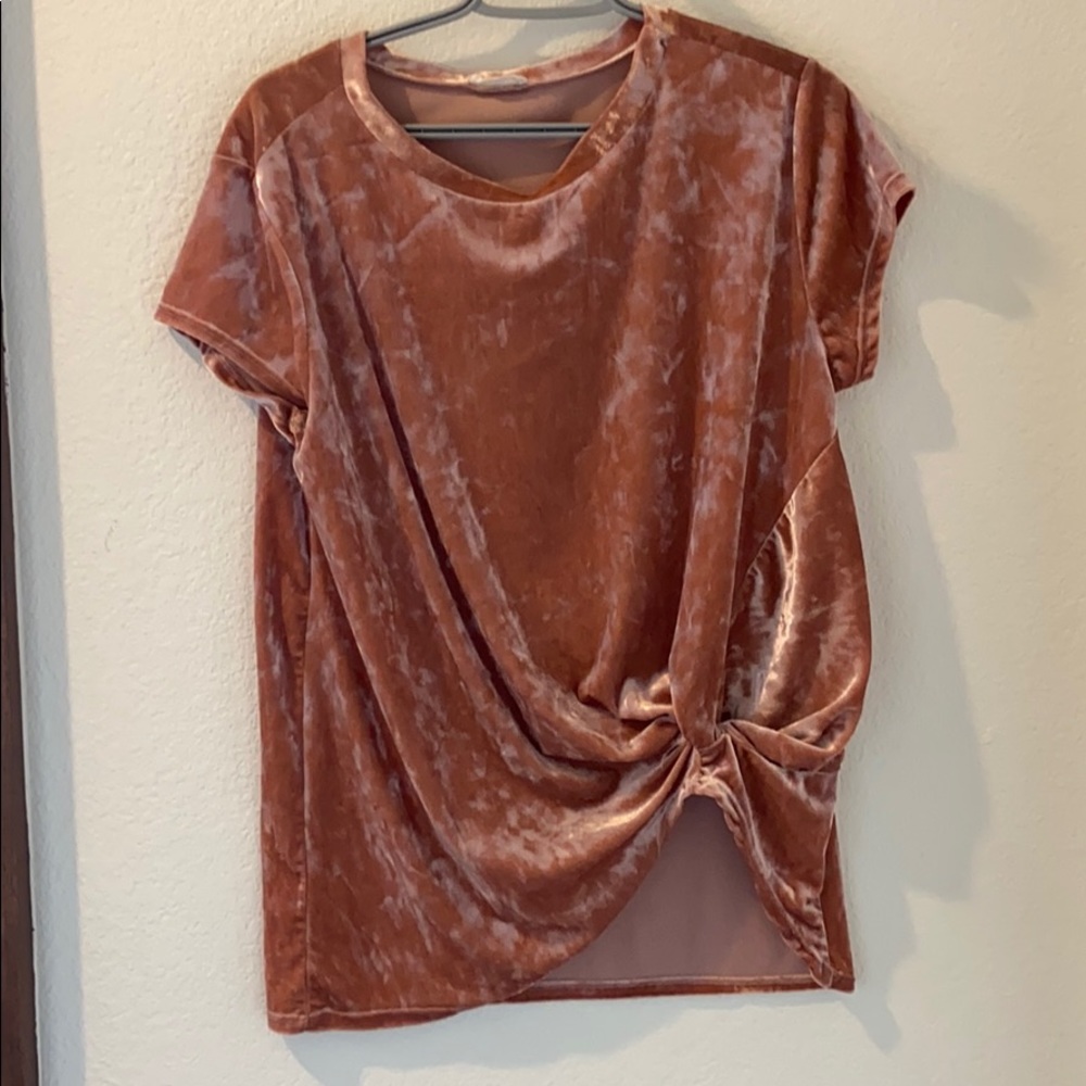 Crushed velvet, pink top.